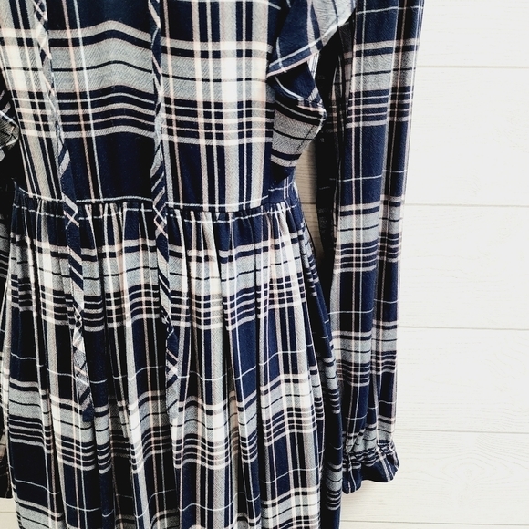 LOFT Plaid Ruffle Dress - Picture 4 of 9